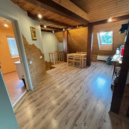 Nyaraló House By The Sea *