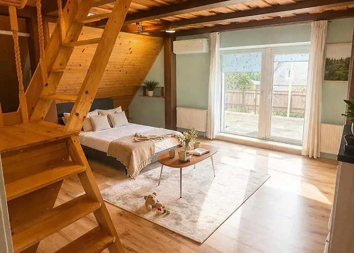 House By The Sea Nyaraló